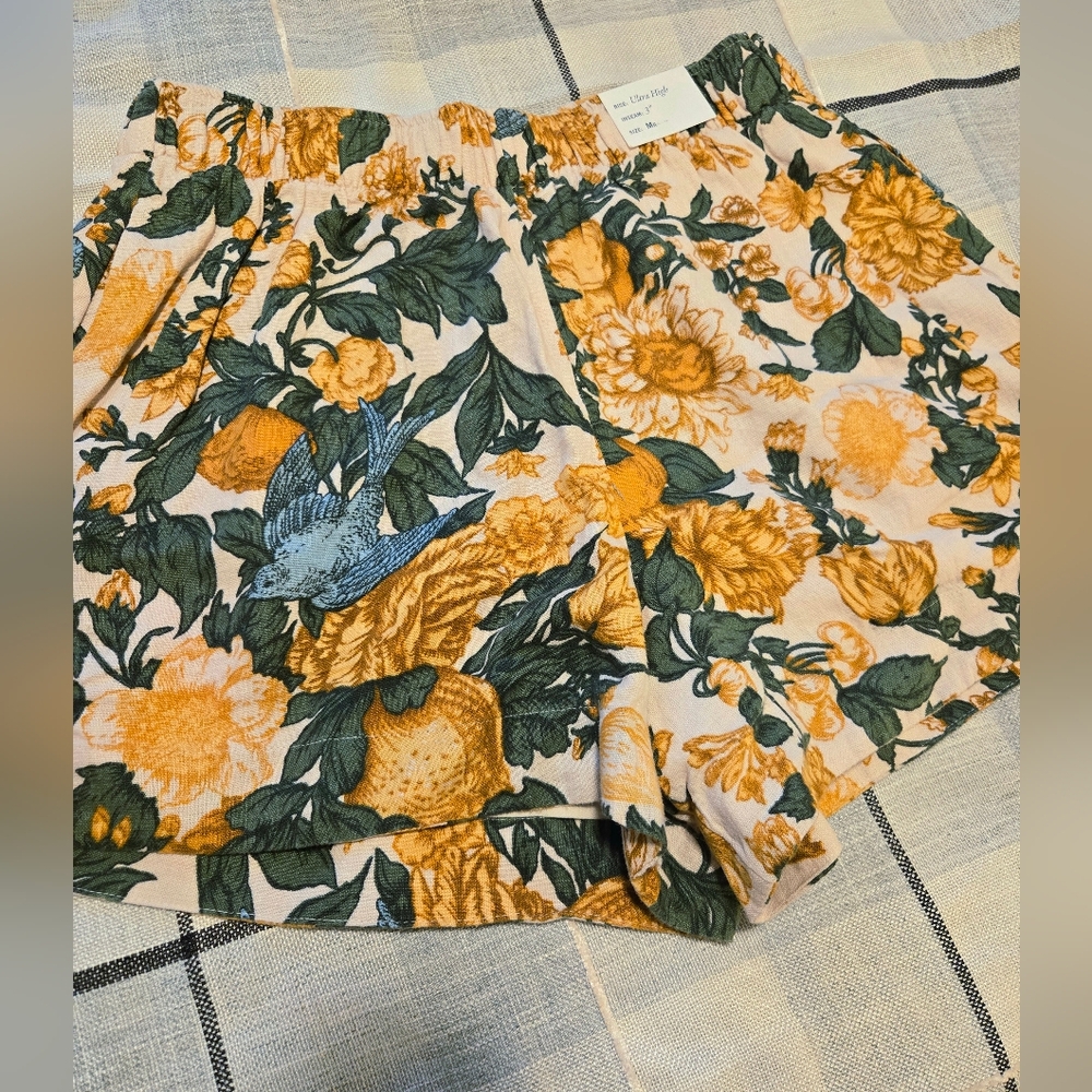 Abercrombie And Fitch Linen Cream Floral Print Shorts, Ultra High Rise, NWT